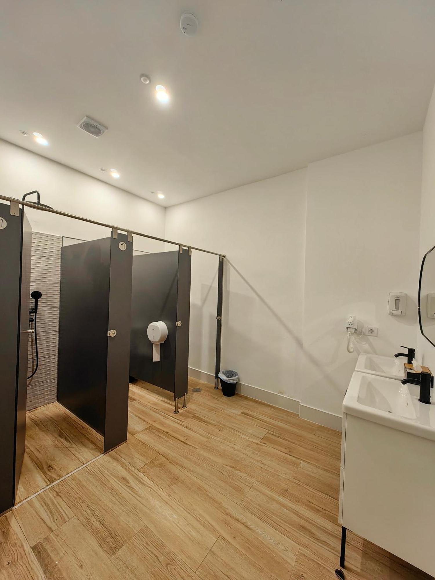 Hostel Siesta & Go Μαδρίτη Εξωτερικό φωτογραφία