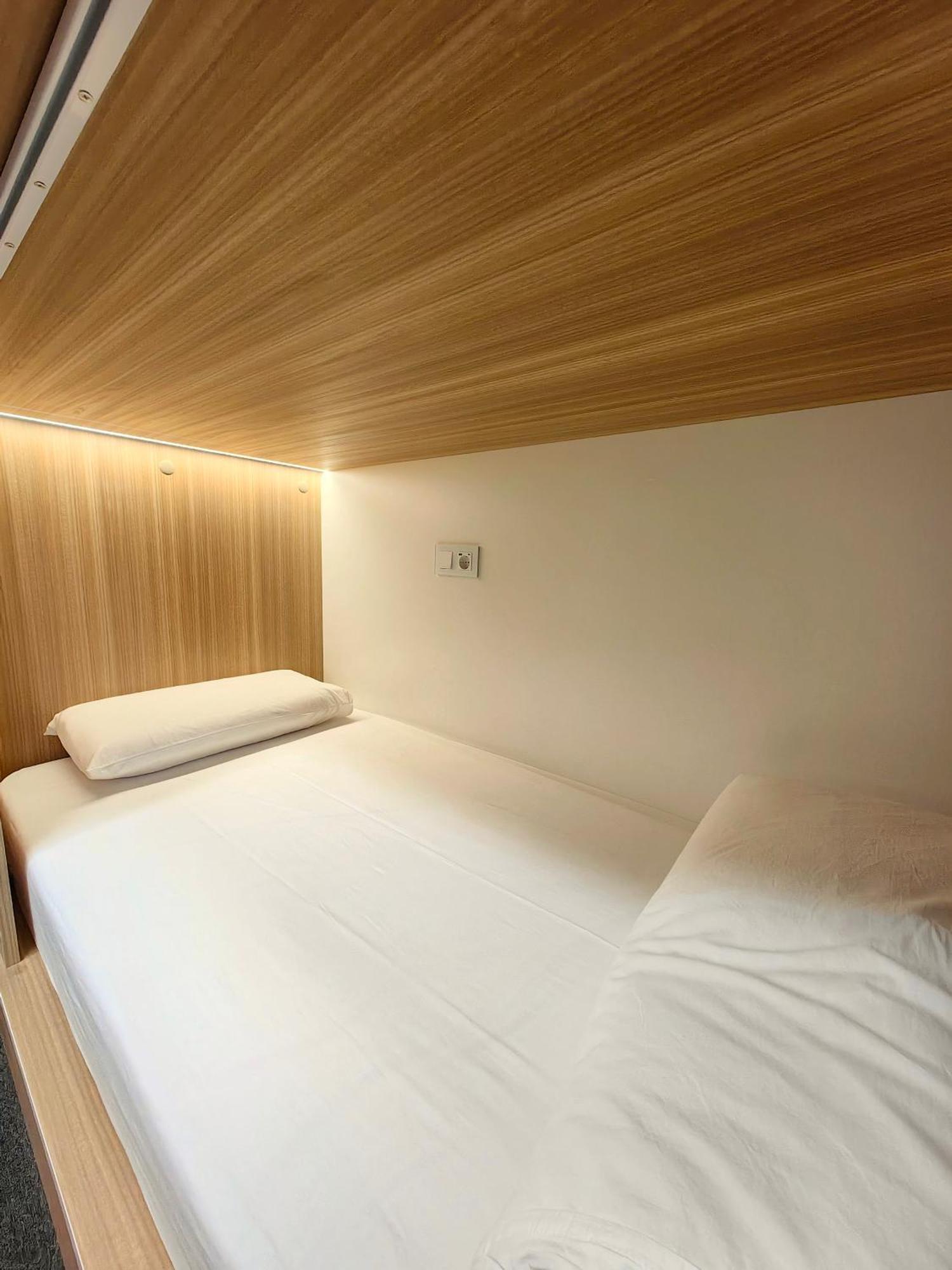 Hostel Siesta & Go Μαδρίτη Εξωτερικό φωτογραφία